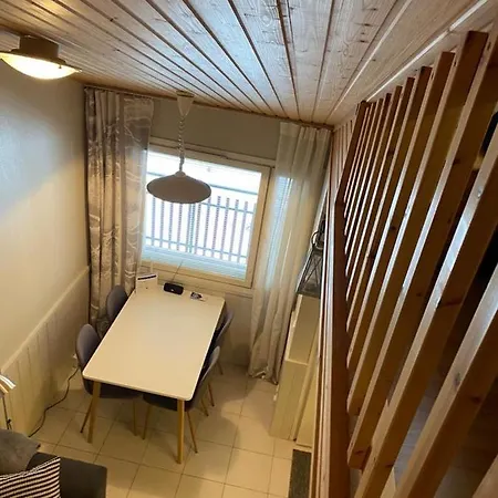 아파트 Levi Centre Perfectly Located Studio Loft For 4 *