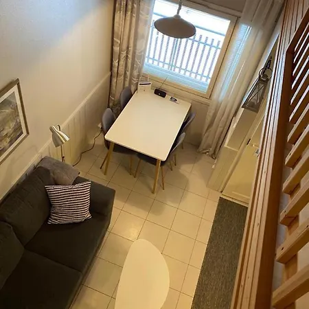아파트 Levi Centre Perfectly Located Studio Loft For 4 *